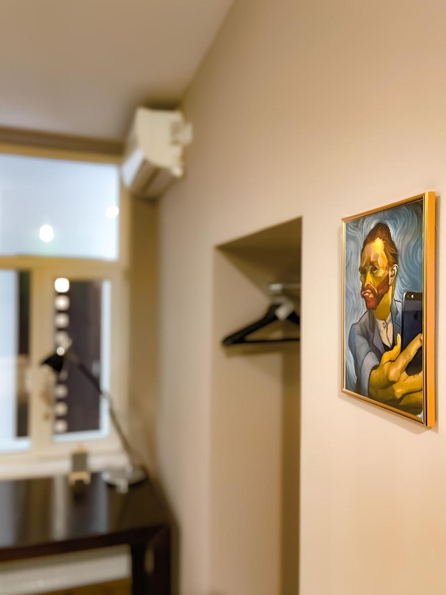 Cool Flat In The Heart Of Bucharest'S Fun And History Lejlighed Eksteriør billede